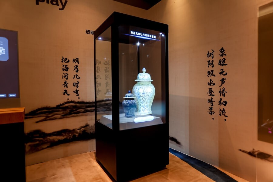 transparent OLED display used in museum exhibition showcase